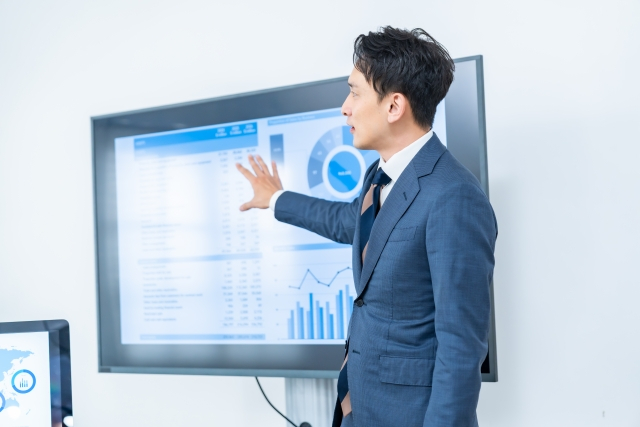 なぜ営業経験者は独立に強いのか――数字と経験者が語るスキルの市場価値