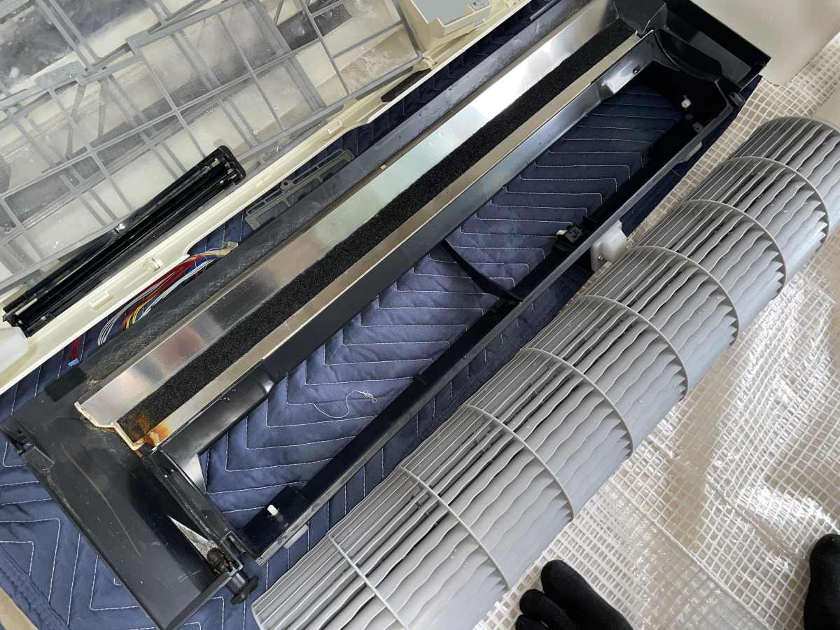 エアコン 完全分解 名古屋 千種区