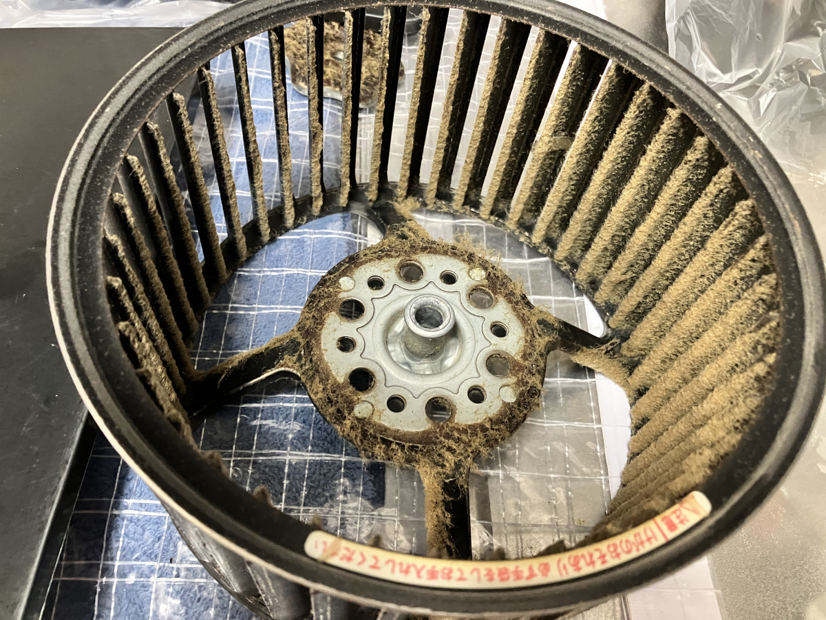 レンジフード内部汚れ