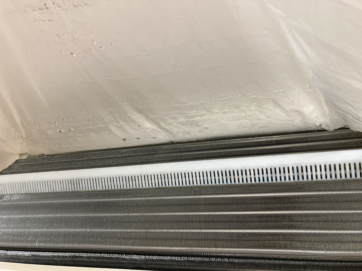 東京都三鷹市のお掃除機能付きエアコンの作業後1