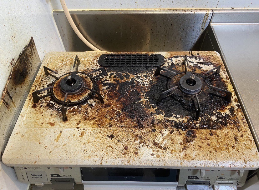 大阪府茨木市のキッチンクリーニングの作業前1