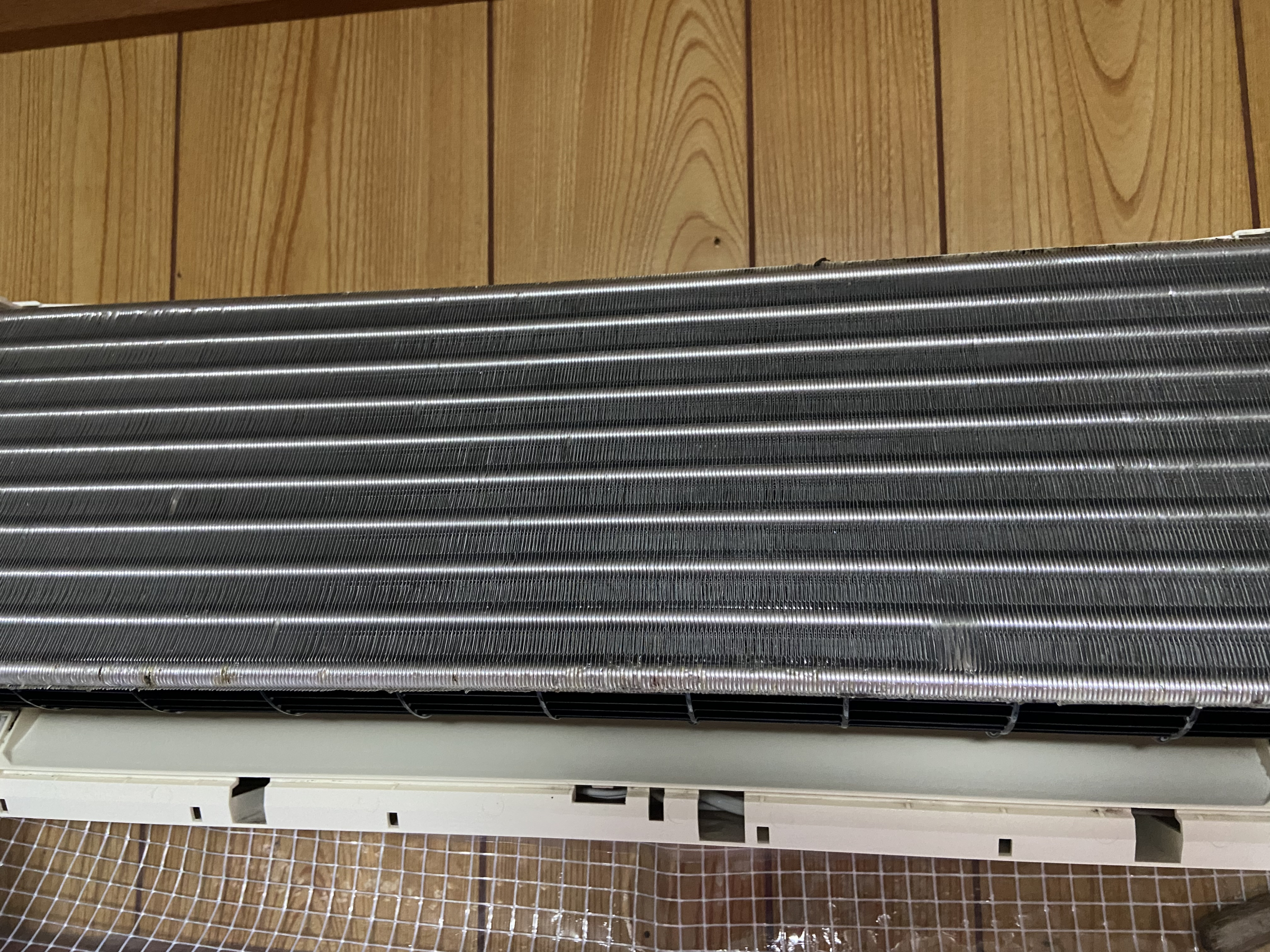 大阪府摂津市の壁掛けエアコンの作業後1