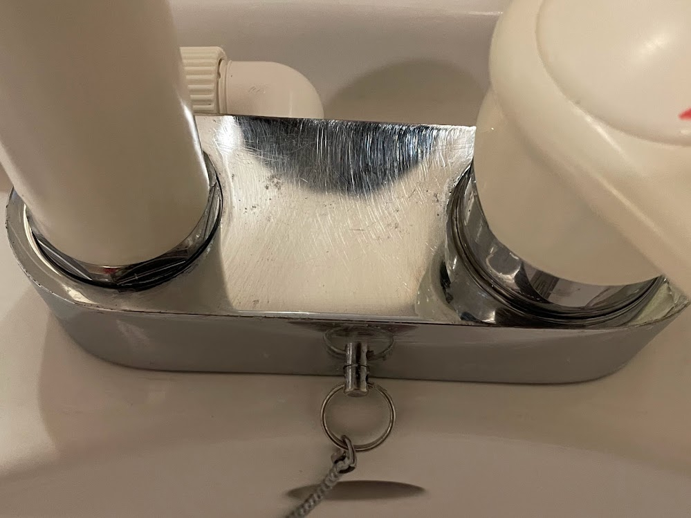 東京都大田区の洗面所クリーニングの作業後1