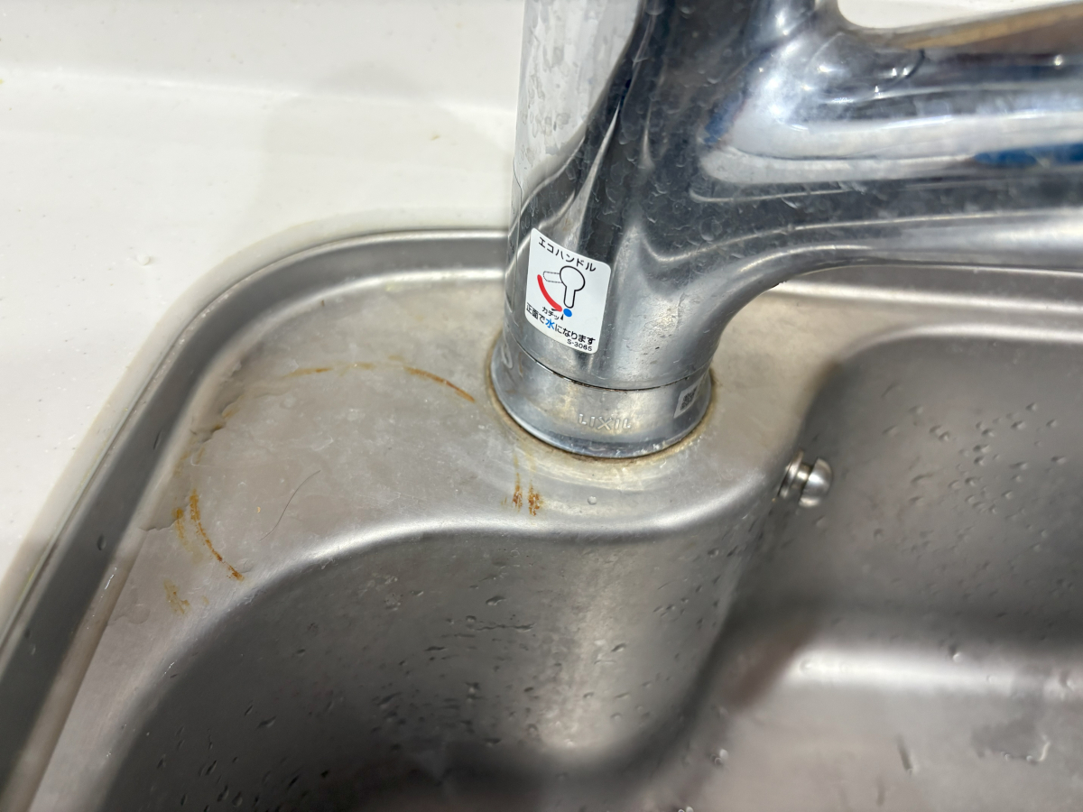 石川県加賀市のキッチンクリーニングの作業前1