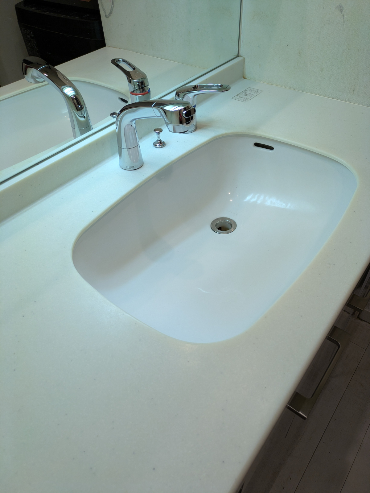 埼玉県戸田市の洗面所クリーニングの作業後3