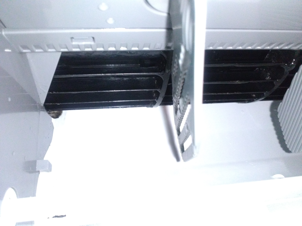 愛知県豊田市のお掃除機能付きエアコンの作業後1