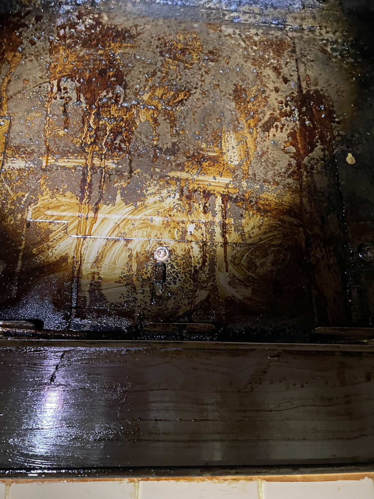 千葉県木更津市のレンジフードクリーニングの作業前1