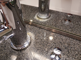 神奈川県横浜市中区の洗面所クリーニングの作業前1