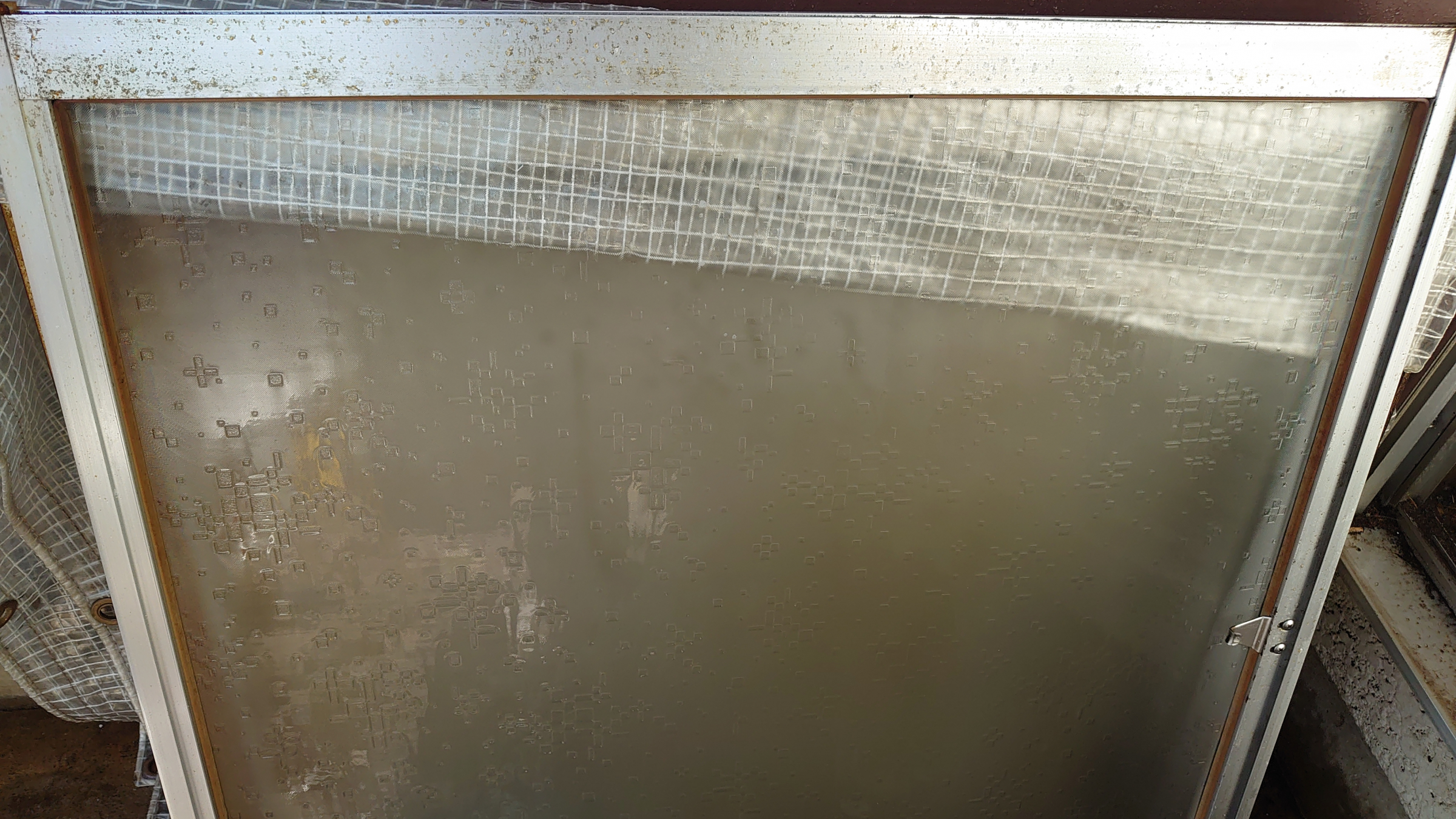 東京都小平市の窓ガラス・サッシクリーニングの作業後1