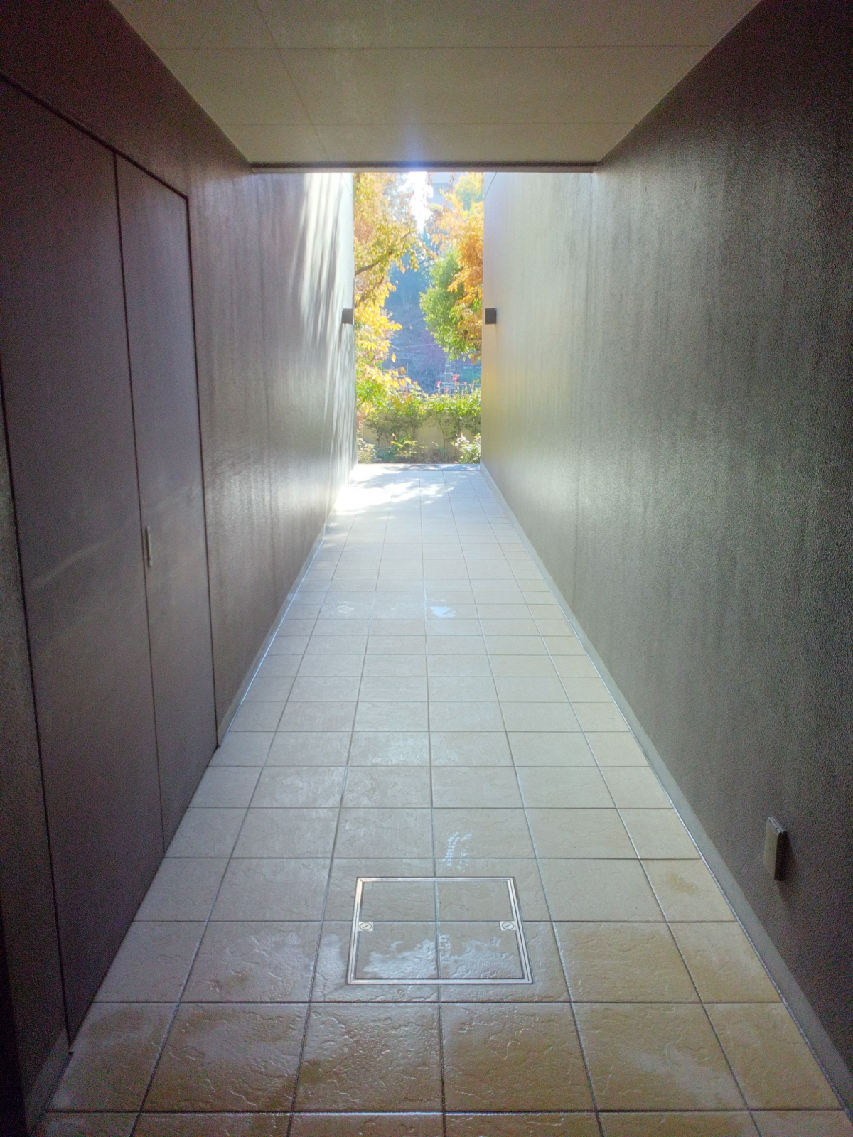 埼玉県春日部市のマンション・ビル共用部清掃の作業後1