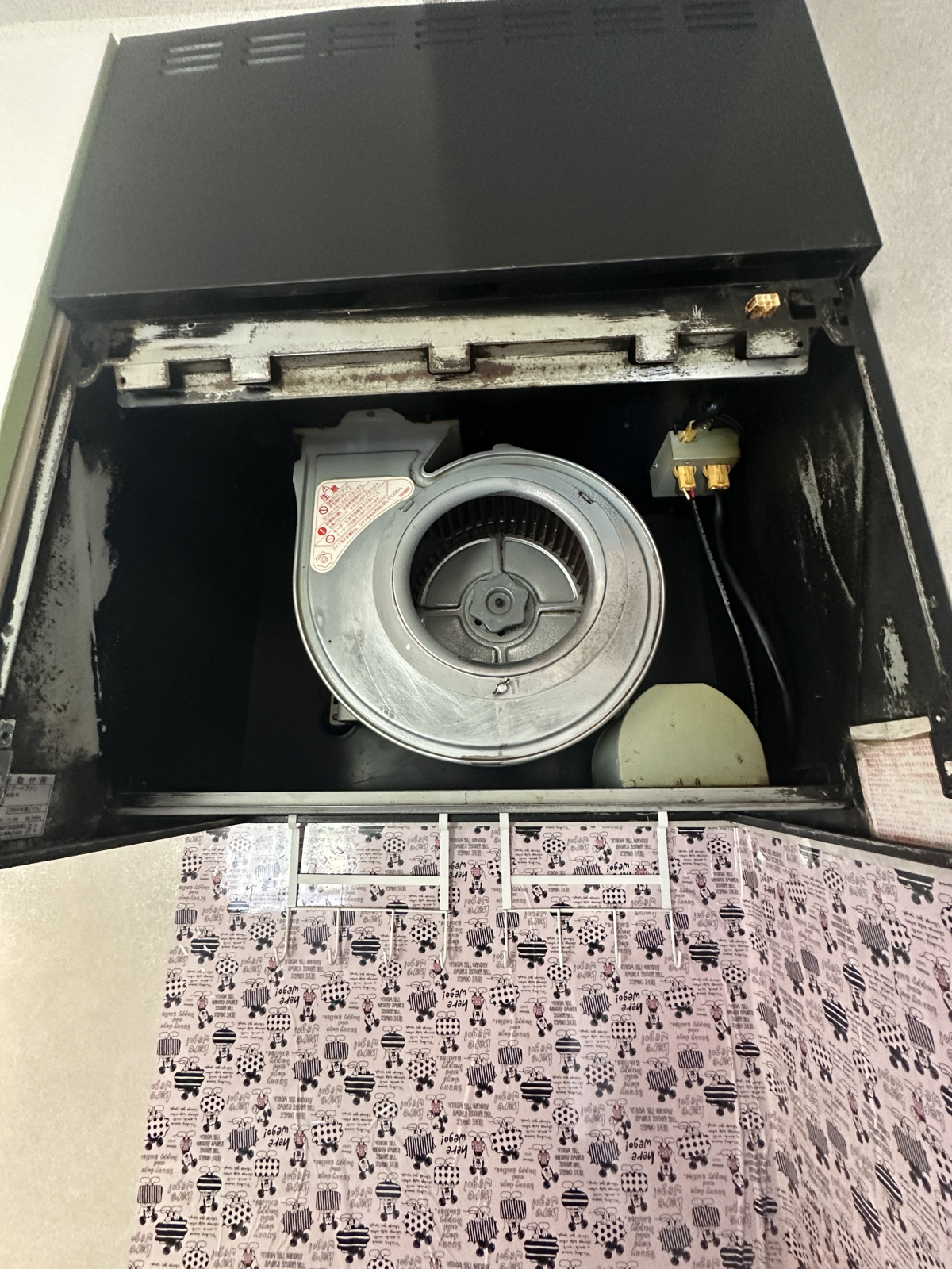 埼玉県春日部市のレンジフードクリーニングの作業後2