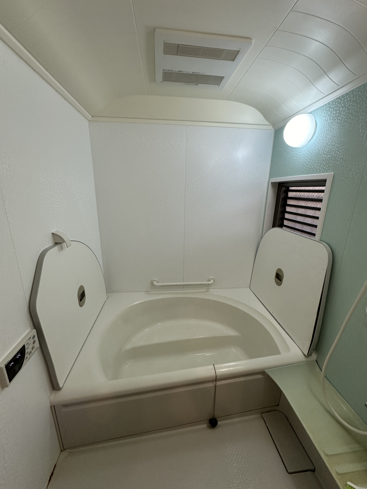 埼玉県春日部市の浴室・お風呂クリーニングの作業後1