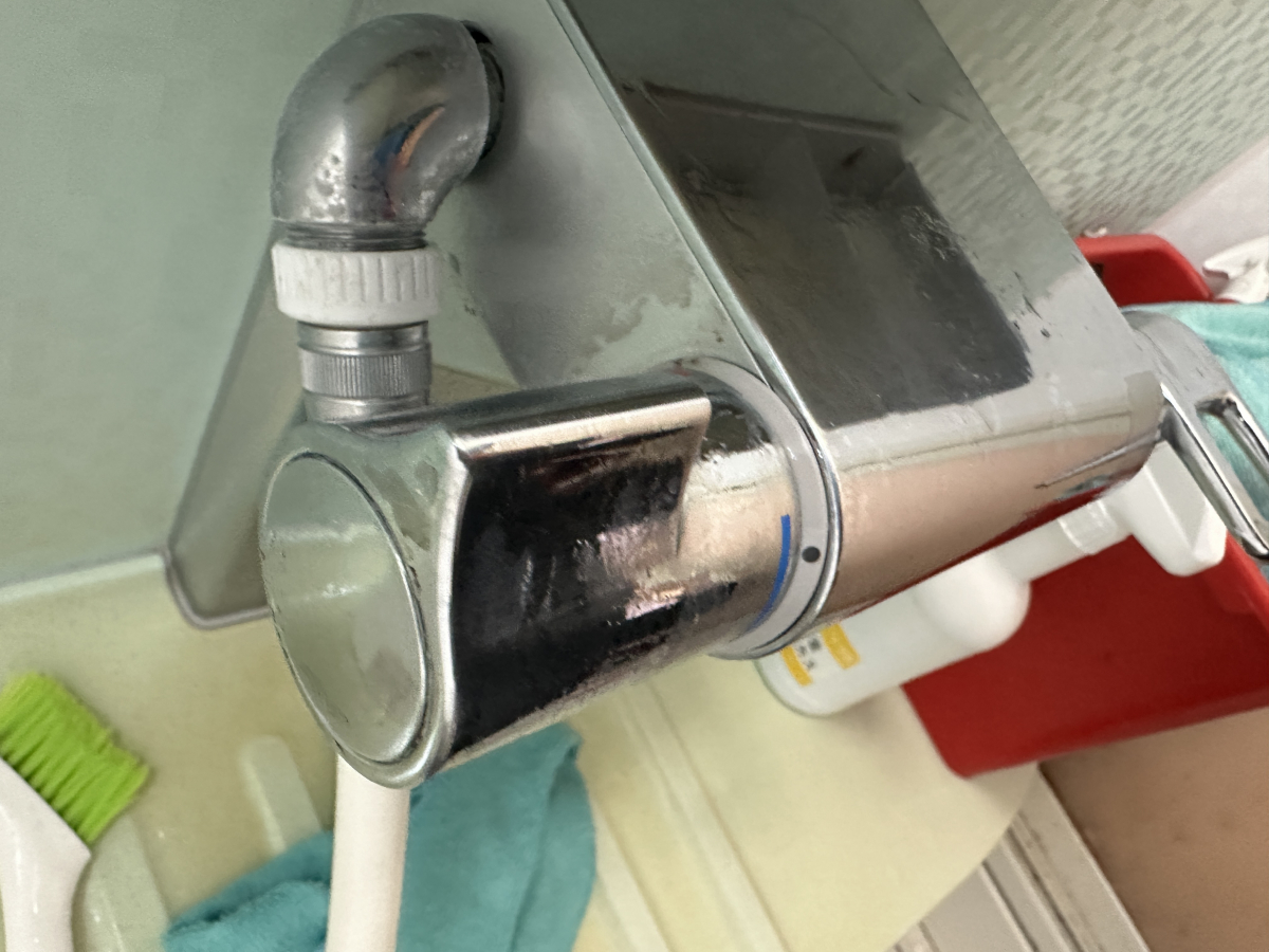 埼玉県春日部市の浴室・お風呂クリーニングの作業前3