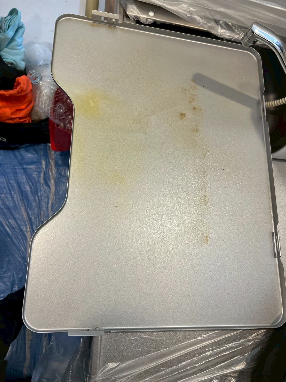 東京都豊島区のレンジフードクリーニングの作業前3