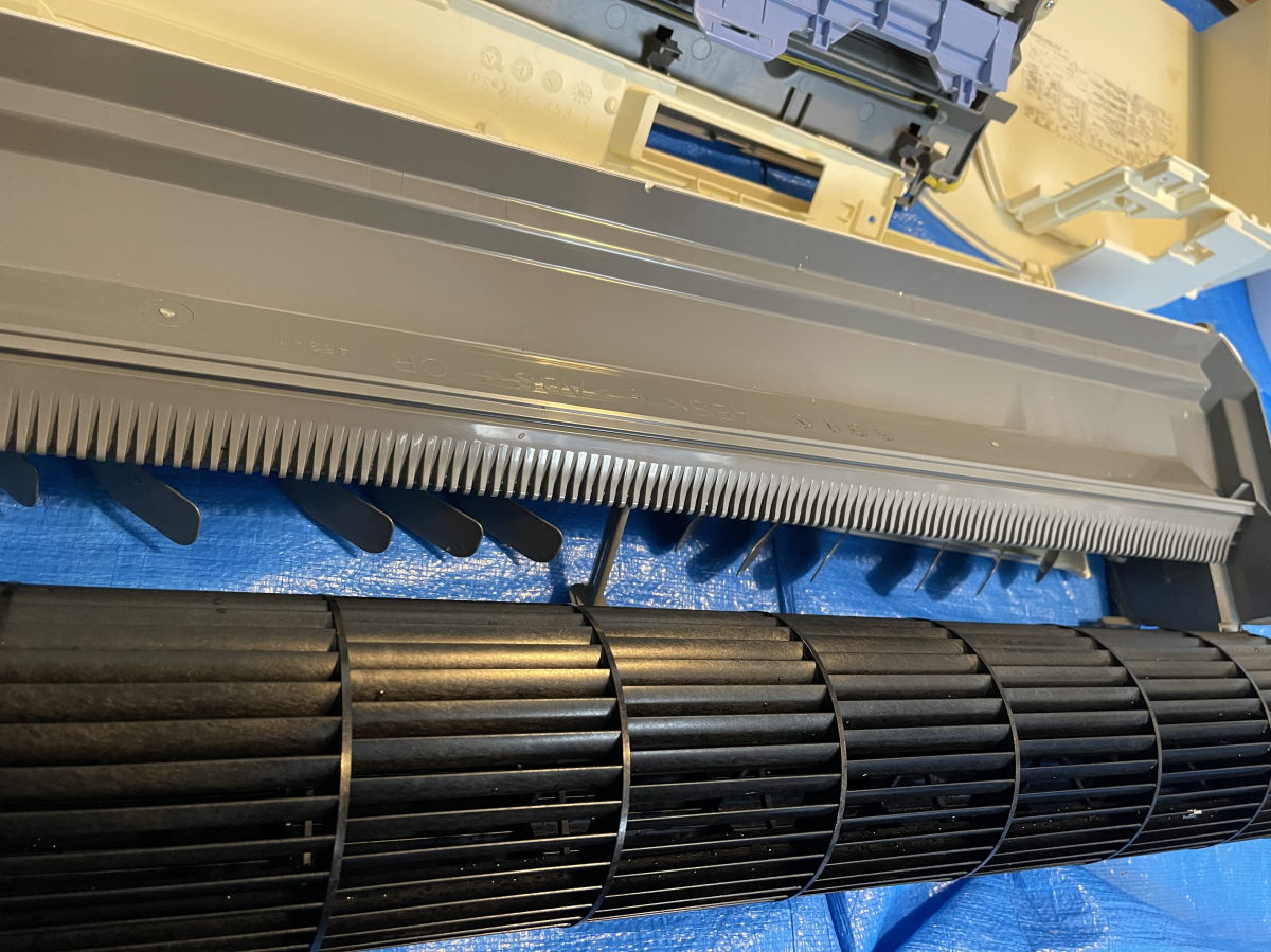 神奈川県横浜市戸塚区のお掃除機能付きエアコンの作業後2