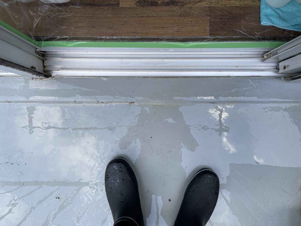 神奈川県横浜市戸塚区のベランダ・バルコニークリーニングの作業後3