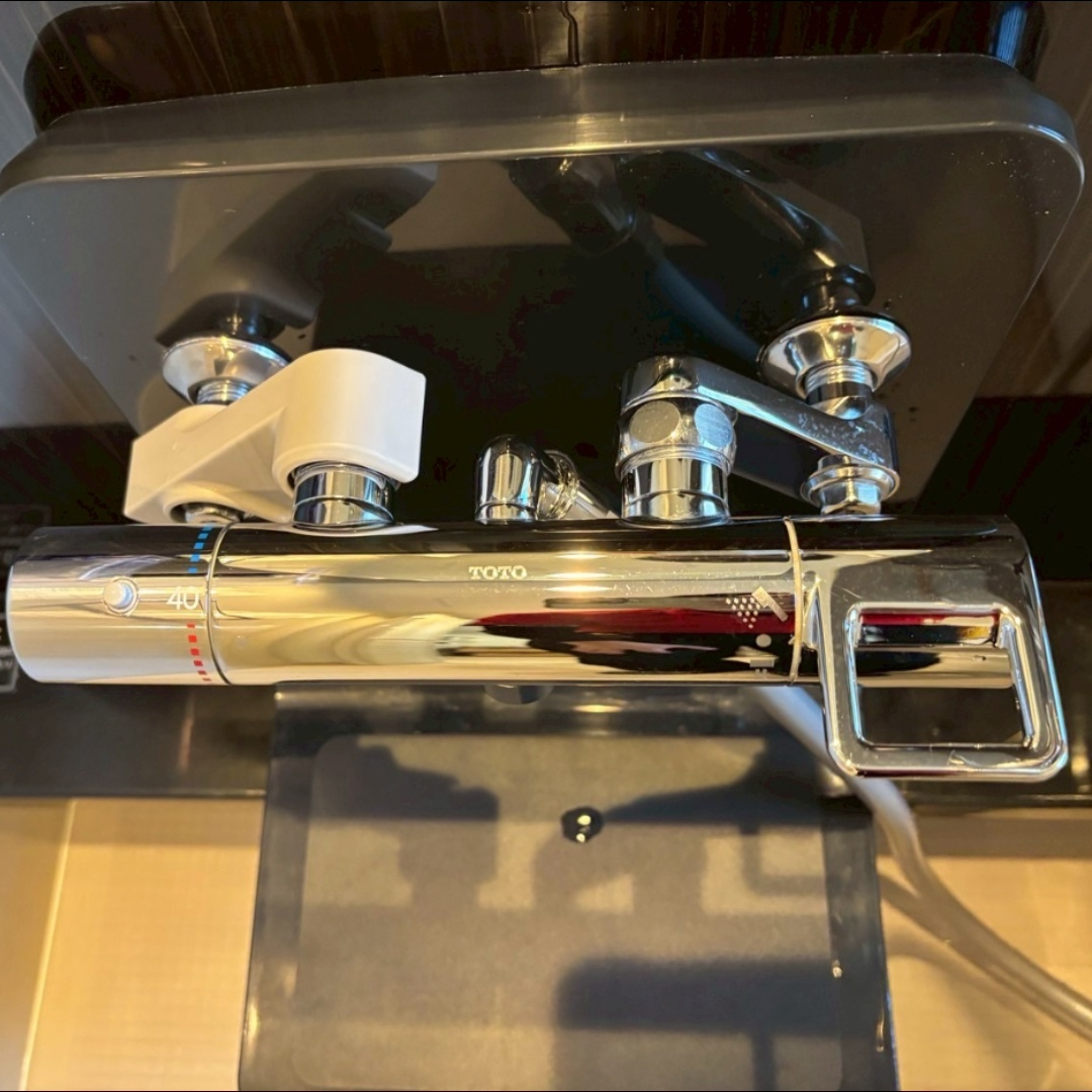 滋賀県近江八幡市の浴室・お風呂クリーニングの作業後1