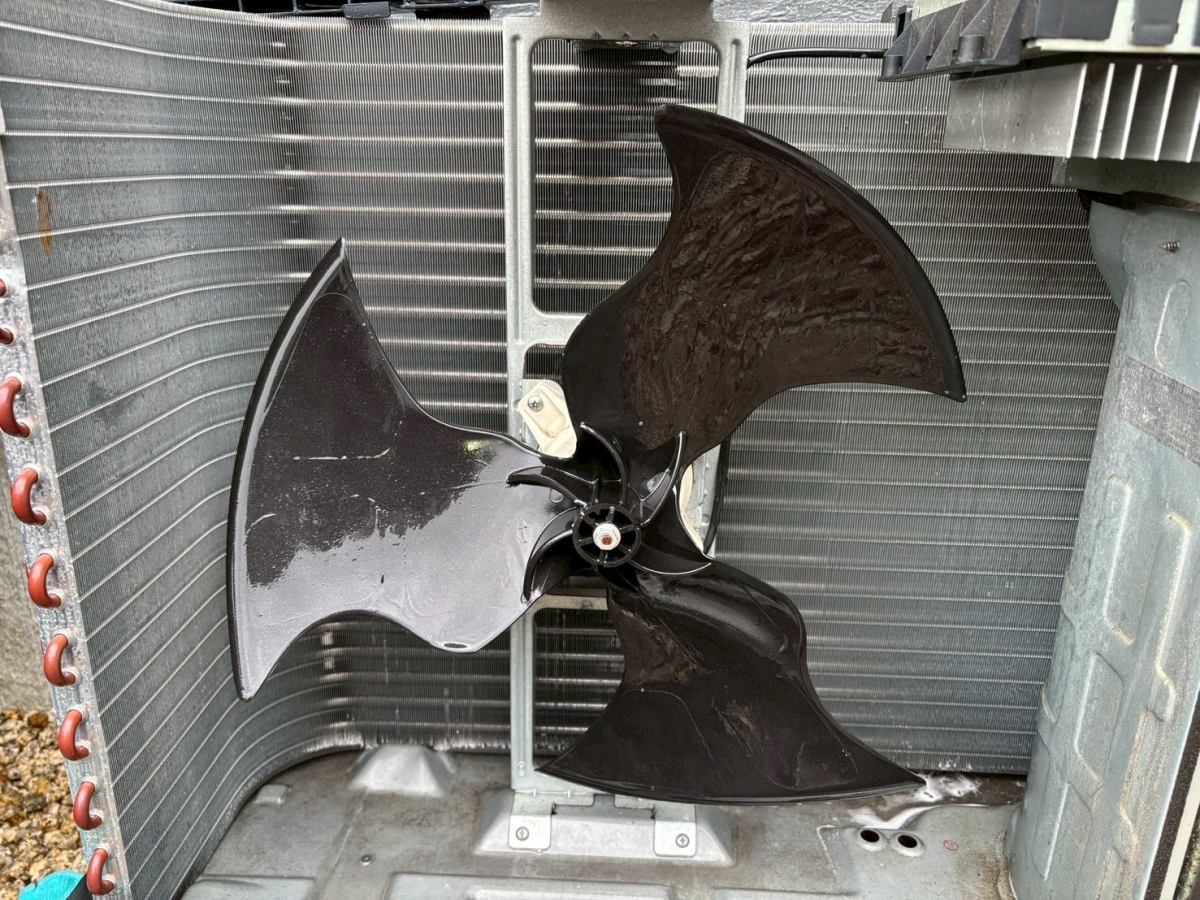 滋賀県近江八幡市の壁掛けエアコンの作業後2