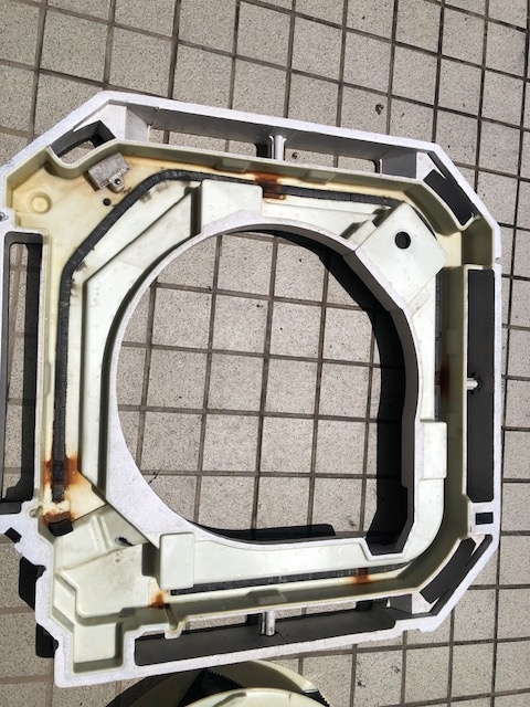 神奈川県横浜市鶴見区の業務用天井埋め込みエアコンの作業後1