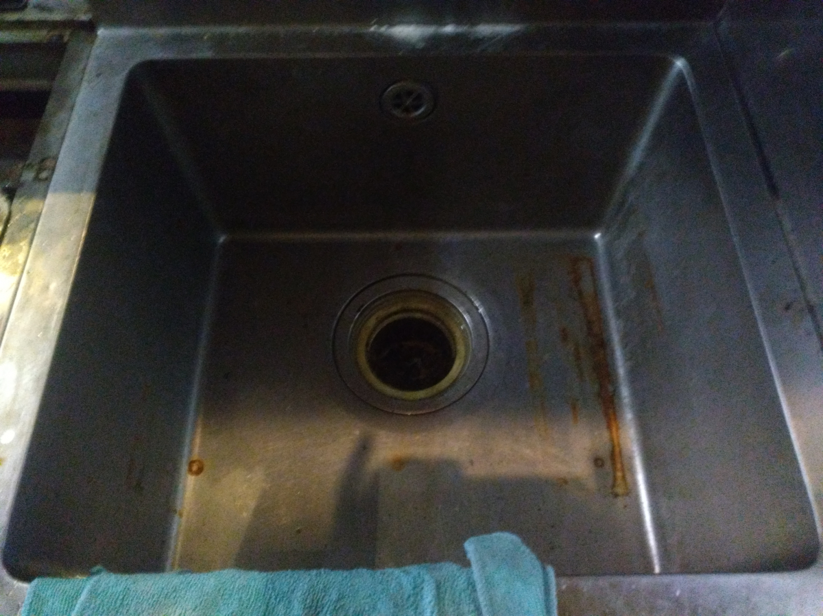 鹿児島県鹿児島市松原町の飲食店清掃の作業前2