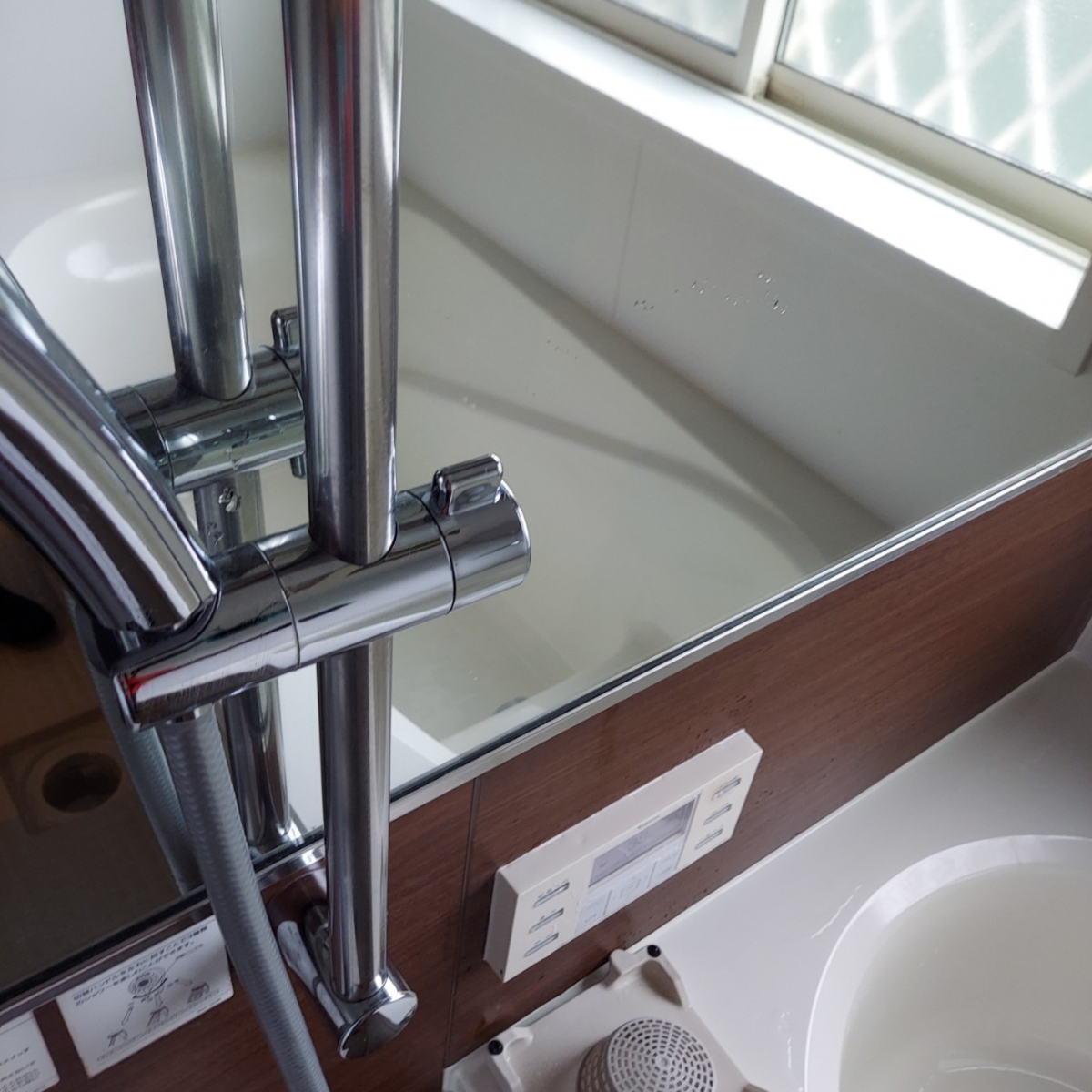 東京都国立市の浴室・お風呂クリーニングの作業後1