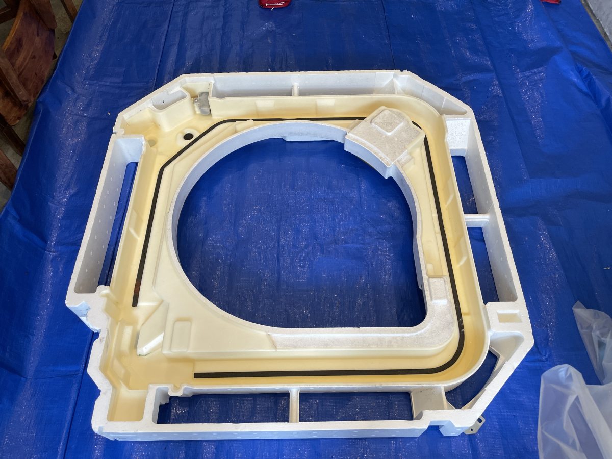 愛知県名古屋市名東区の業務用天井埋め込みエアコンの作業後1