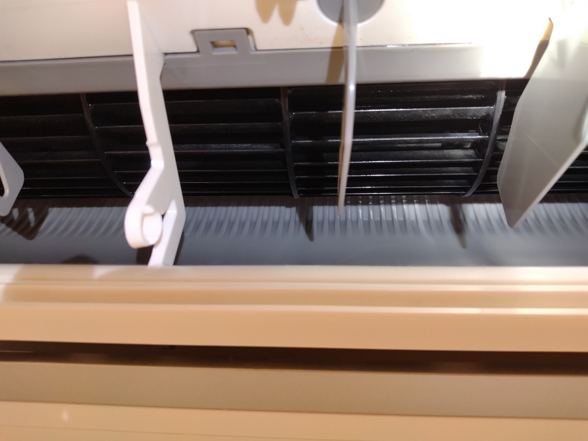 埼玉県上尾市のお掃除機能付きエアコンの作業後3