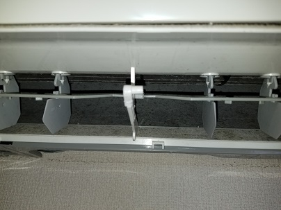 千葉県八街市沖の壁掛けエアコンの作業前2