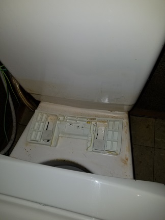 千葉県八街市沖のトイレクリーニングの作業前1