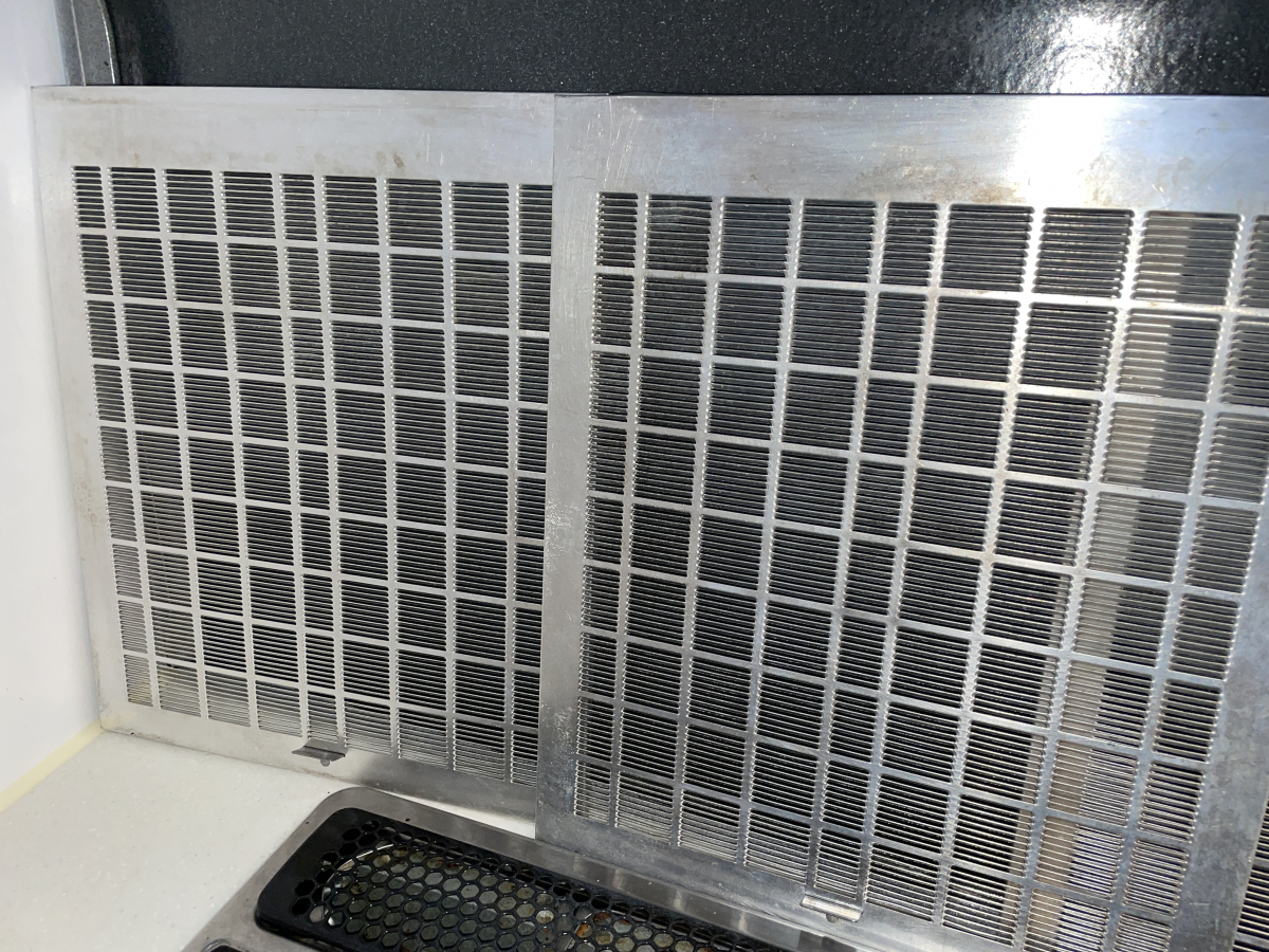 愛知県名古屋市千種区のレンジフードクリーニングの作業後2