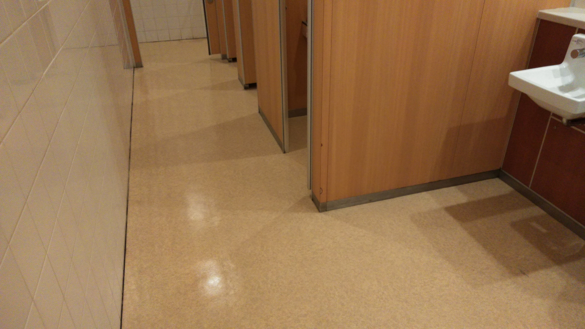 群馬県太田市飯塚町の店舗清掃の作業後1