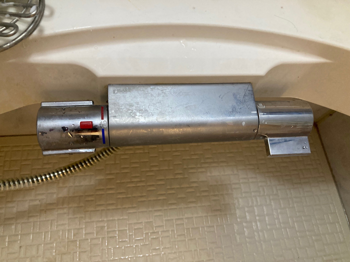 東京都港区の浴室・お風呂クリーニングの作業前1