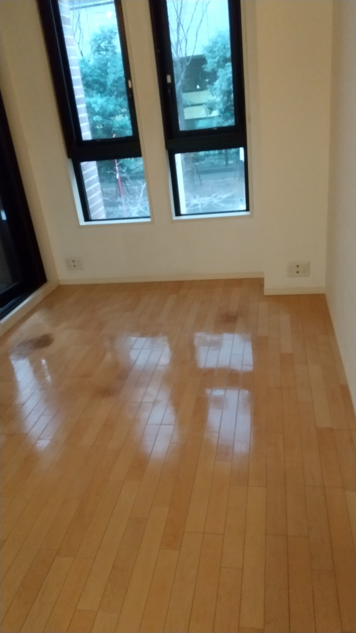 東京都港区のフローリングクリーニングの作業後1