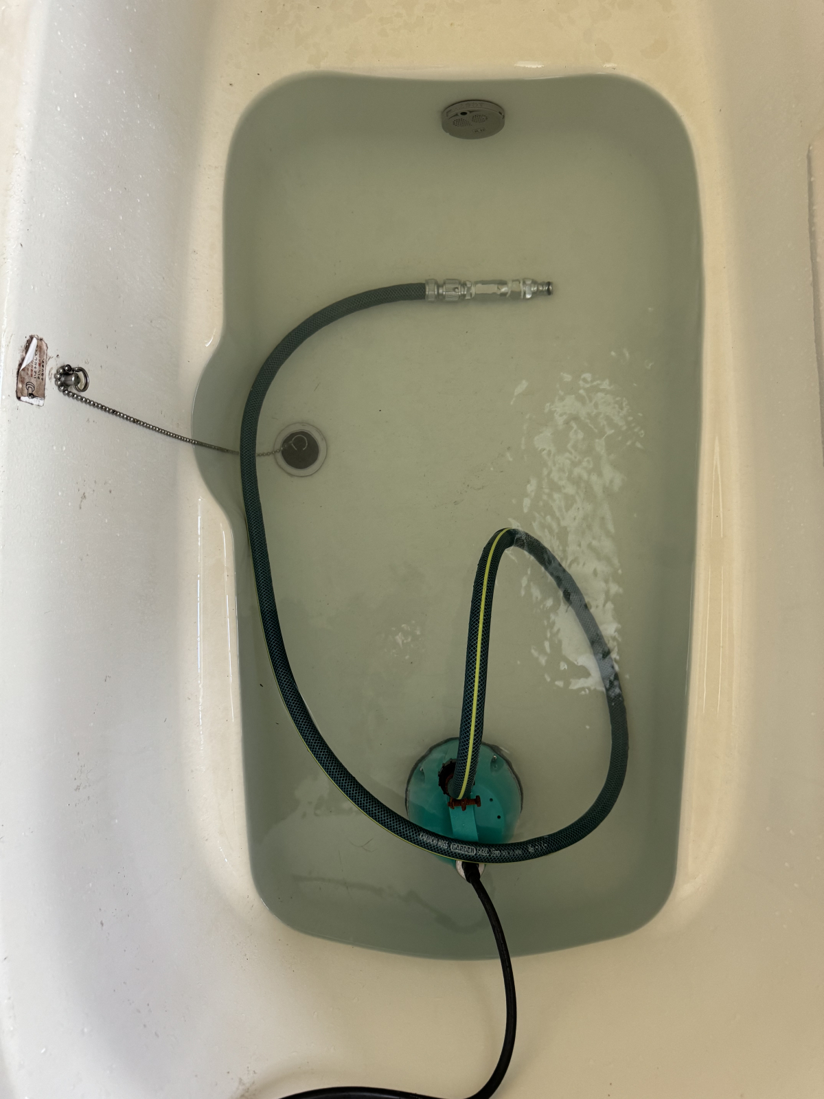 愛知県西尾市米津町の追い焚き配管除菌洗浄の作業前1