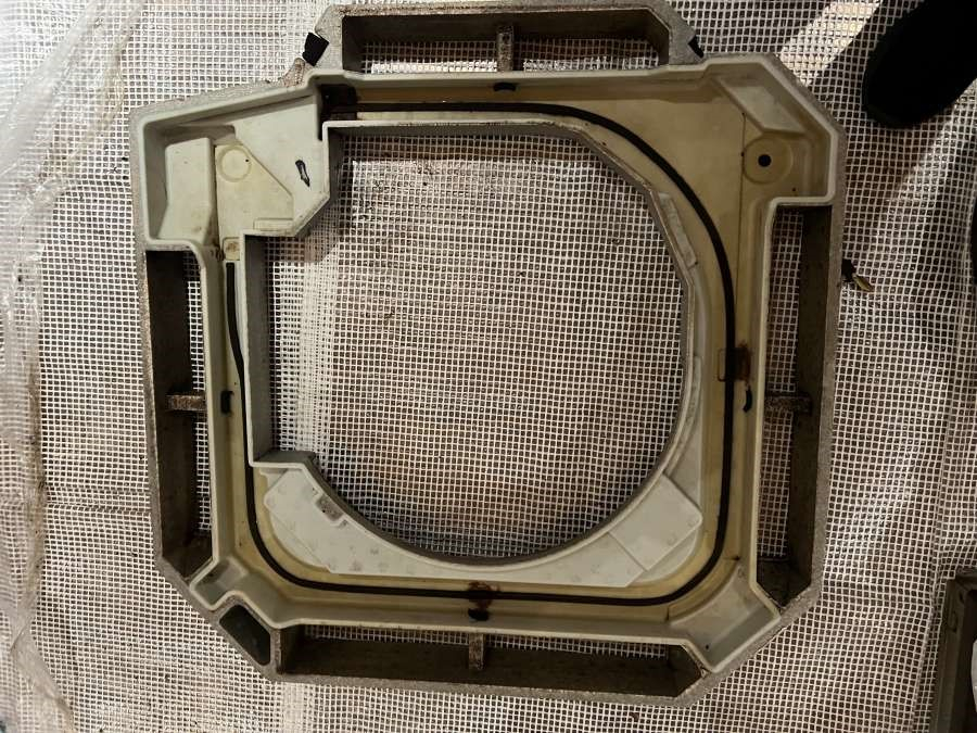 東京都港区新橋の家庭用天井埋め込みエアコンの作業後1