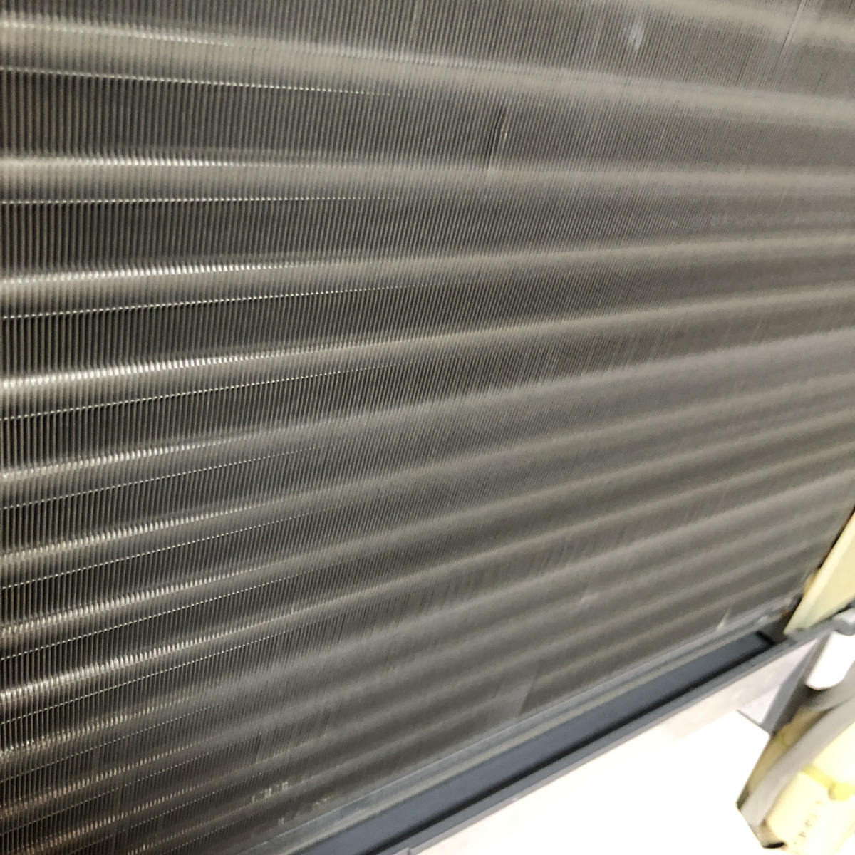 香川県東かがわ市引田の家庭用床置きエアコンの作業後1