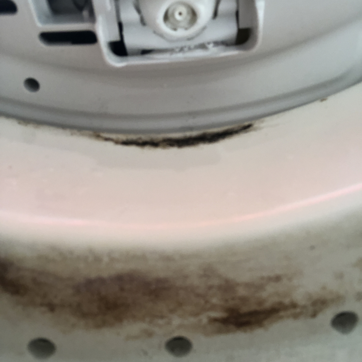 徳島県三好郡東みよし町の賃貸住宅退去後の原状回復クリーニングの作業前2