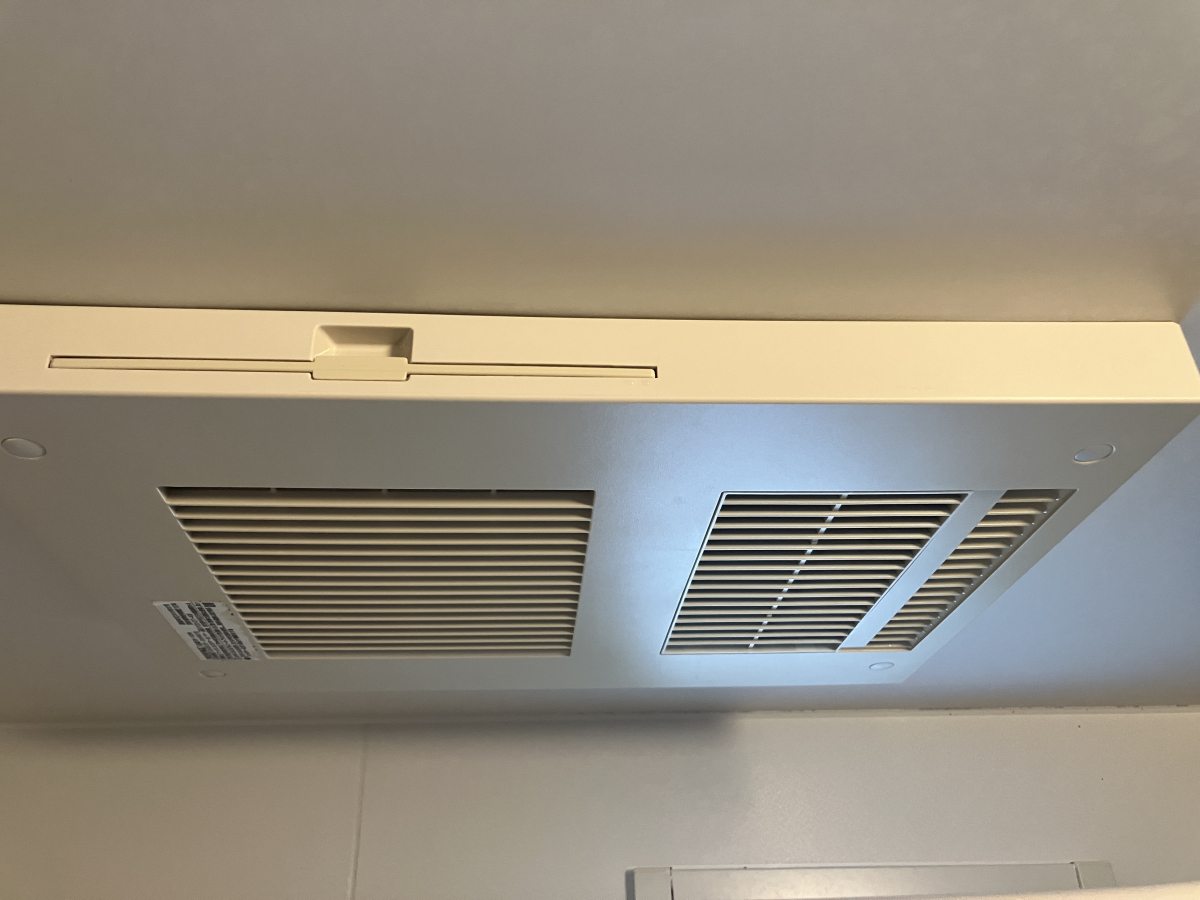 神奈川県川崎市多摩区登戸の浴室乾燥機クリーニングの作業後1