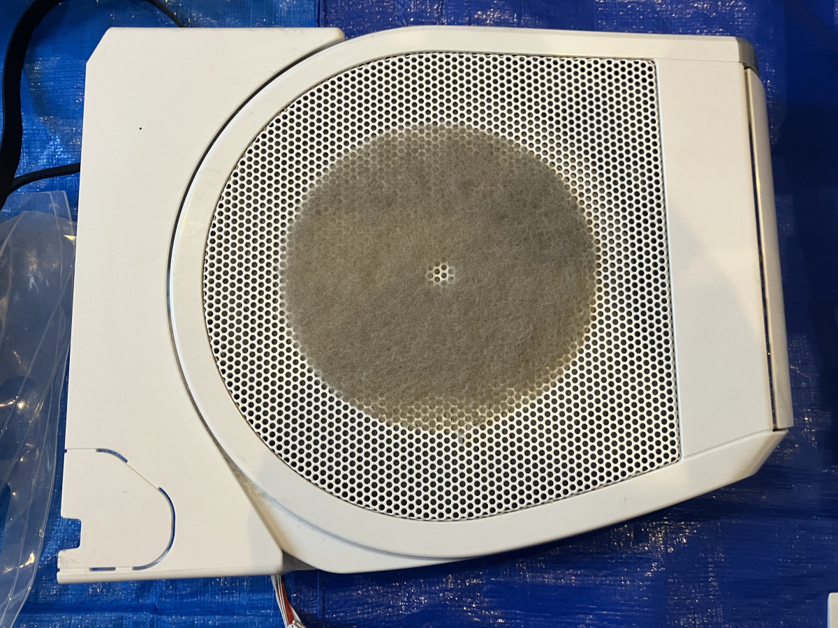 神奈川県川崎市多摩区のお掃除機能付きエアコンの作業前2