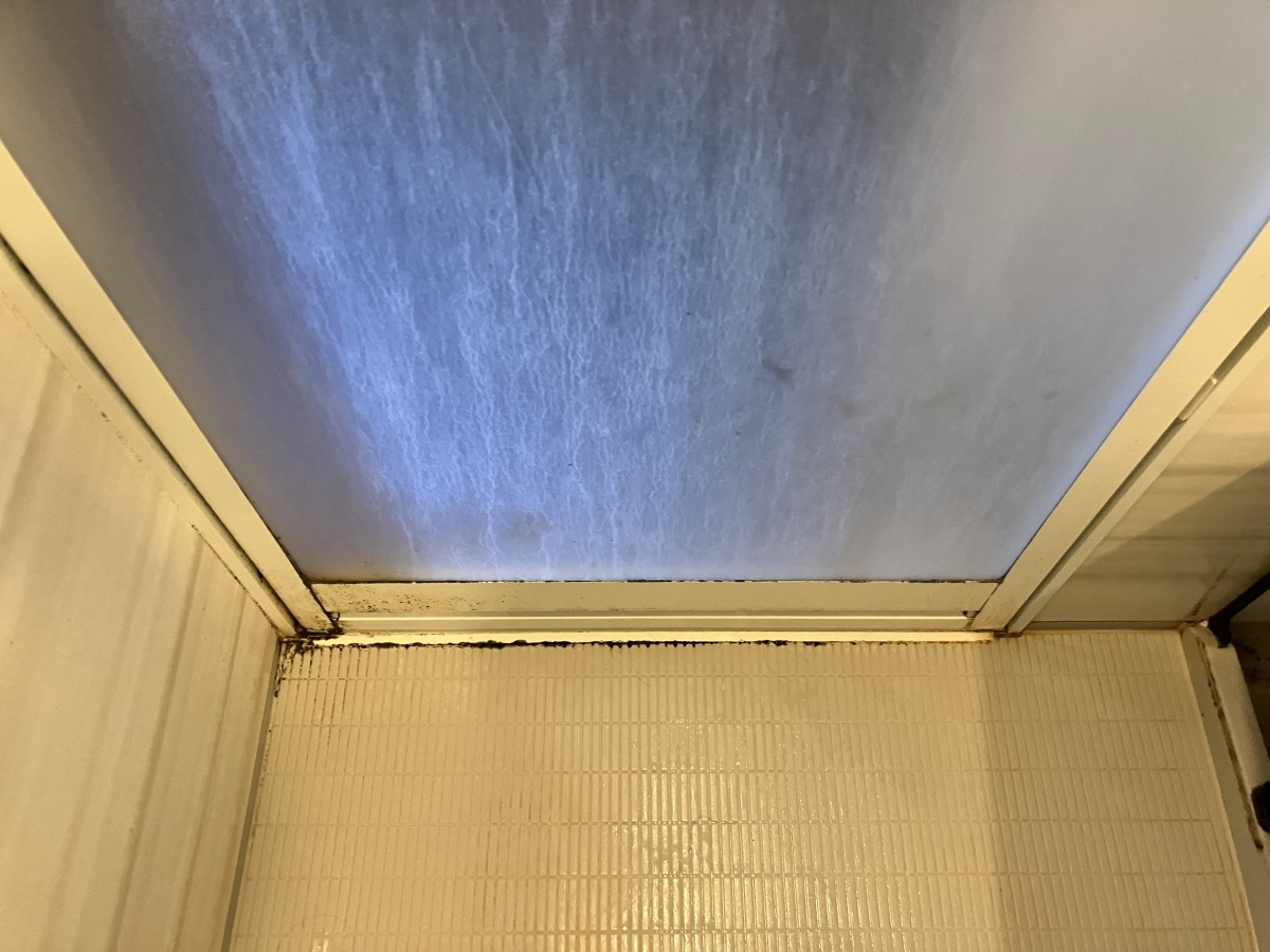 神奈川県川崎市高津区の浴室・お風呂クリーニングの作業前2