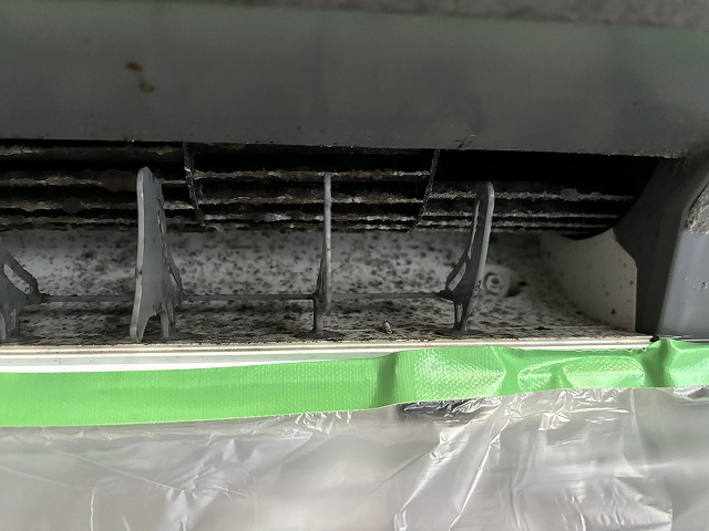 神奈川県平塚市の壁掛けエアコンの作業前1