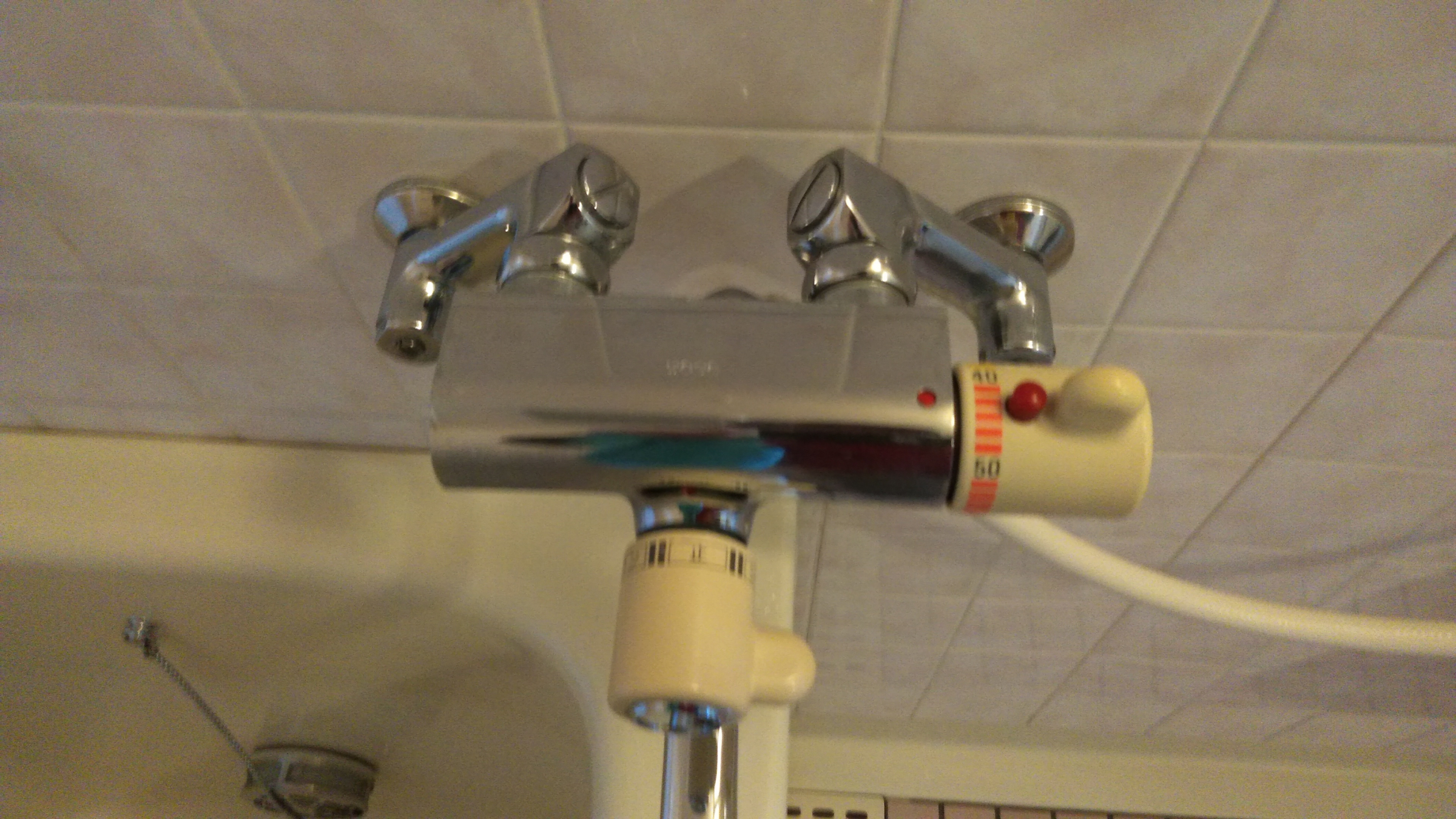 新潟県上越市国府の浴室・お風呂クリーニングの作業後2