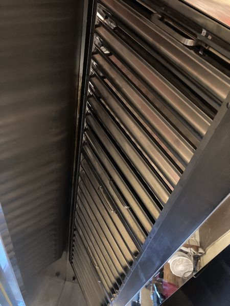 東京都港区六本木の飲食店清掃の作業後1