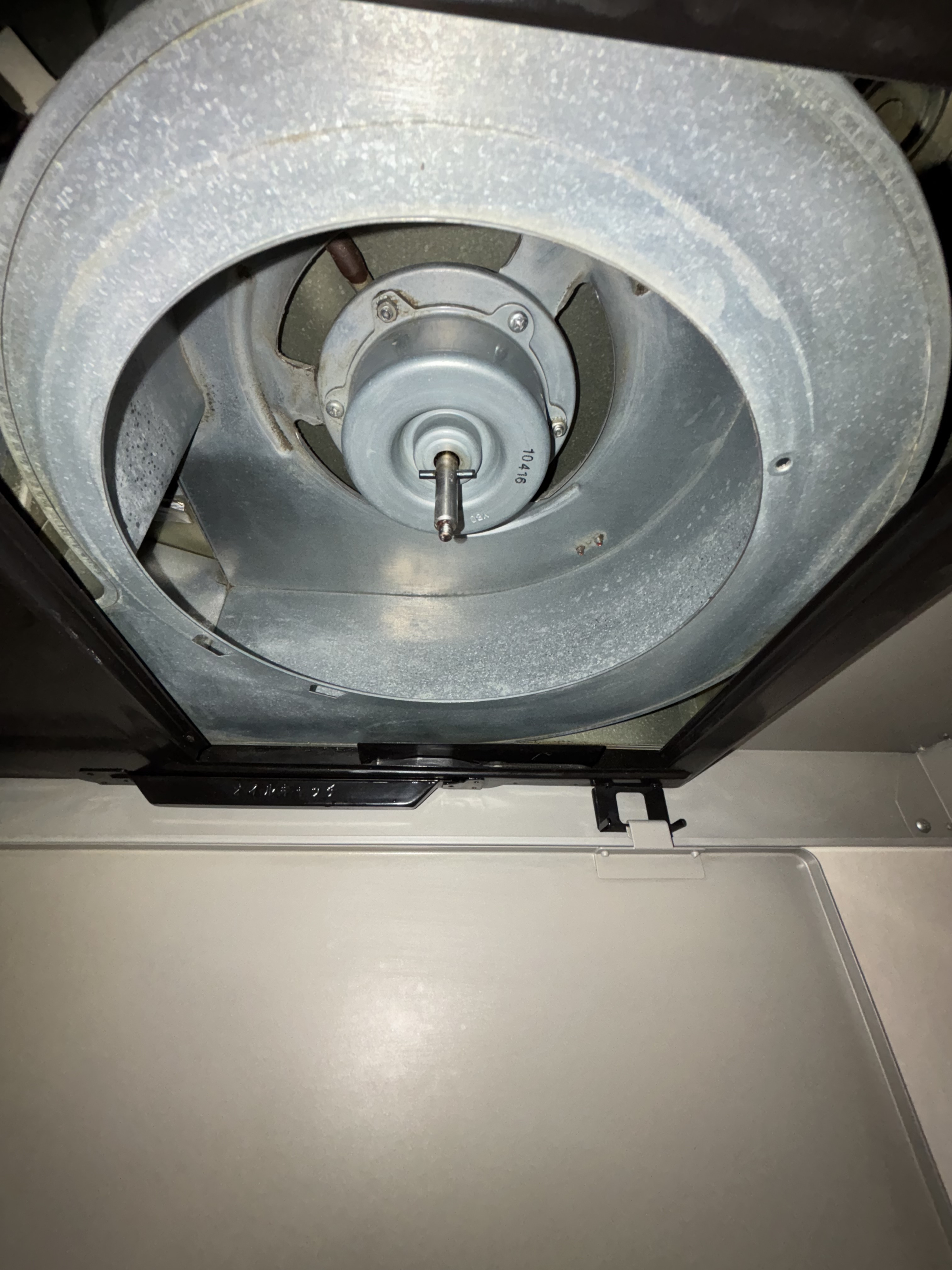 神奈川県平塚市のレンジフードクリーニングの作業後3