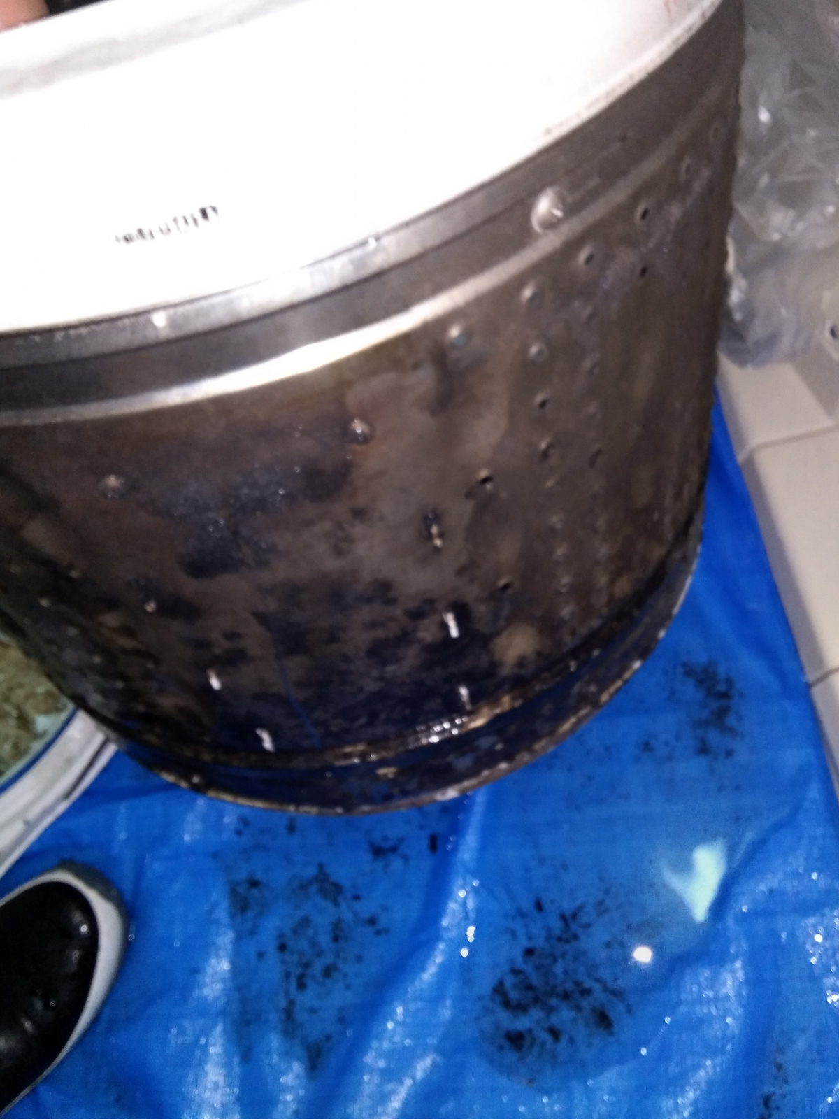 青森県八戸市の洗濯機分解クリーニングの作業前1