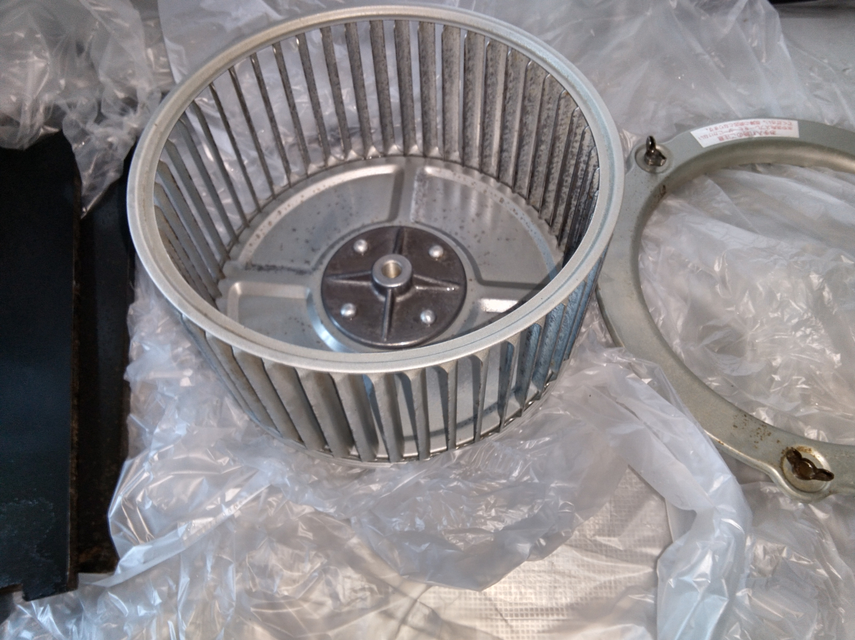 青森県八戸市のレンジフードクリーニングの作業後1