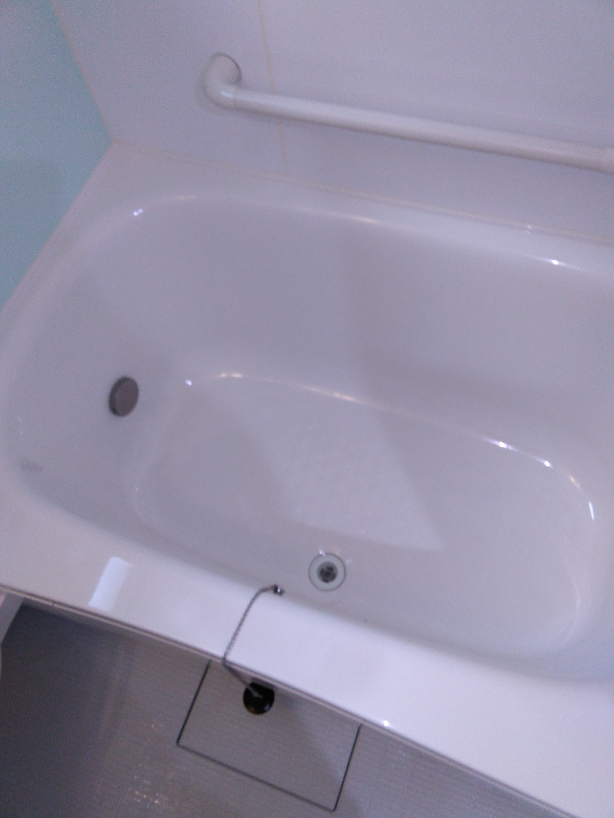 青森県八戸市の浴室・お風呂クリーニングの作業後1