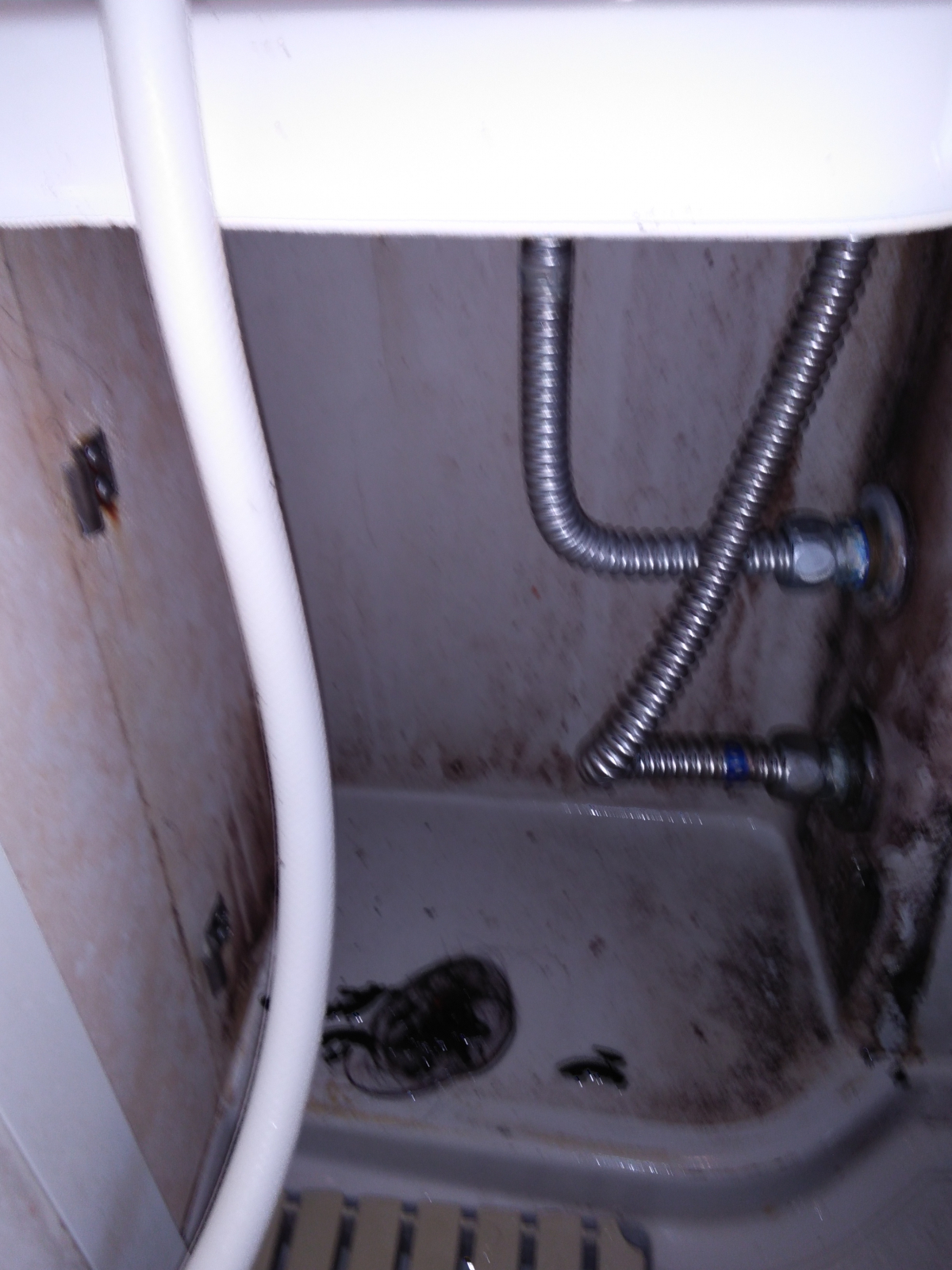 滋賀県大津市の浴室・お風呂クリーニングの作業前2