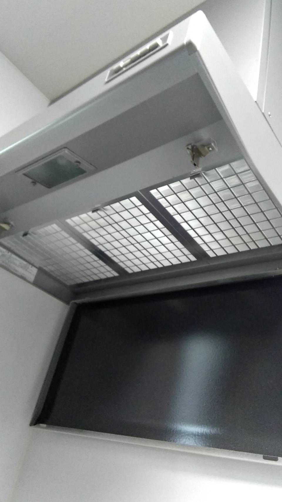 神奈川県藤沢市のレンジフードクリーニングの作業後1