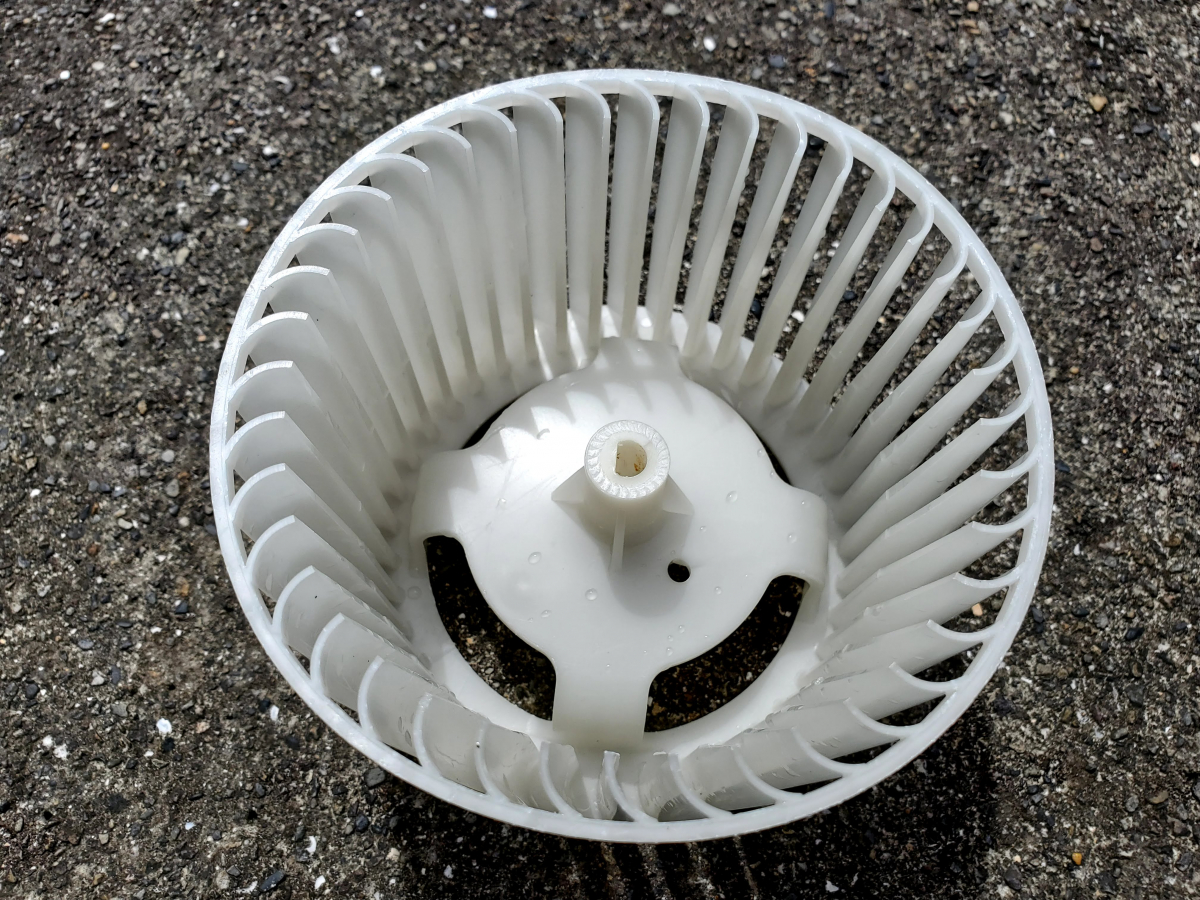 宮崎県延岡市の浴室・お風呂クリーニングの作業後1